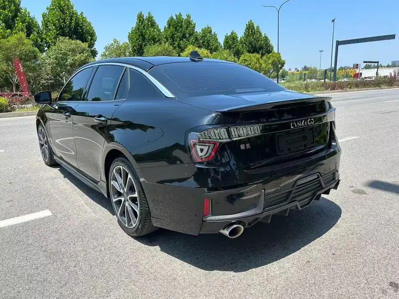 Lynk & Co 03 2019 1.5TD DCT Sport Edition — миниатюра 4