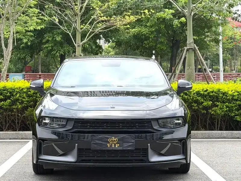 Lynk & Co 03 2019 1.5TD DCT Pro Edition — миниатюра 2