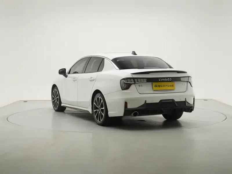 Lynk & Co 03 2019 Facelift 1.5TD DCT Sport Edition — миниатюра 5