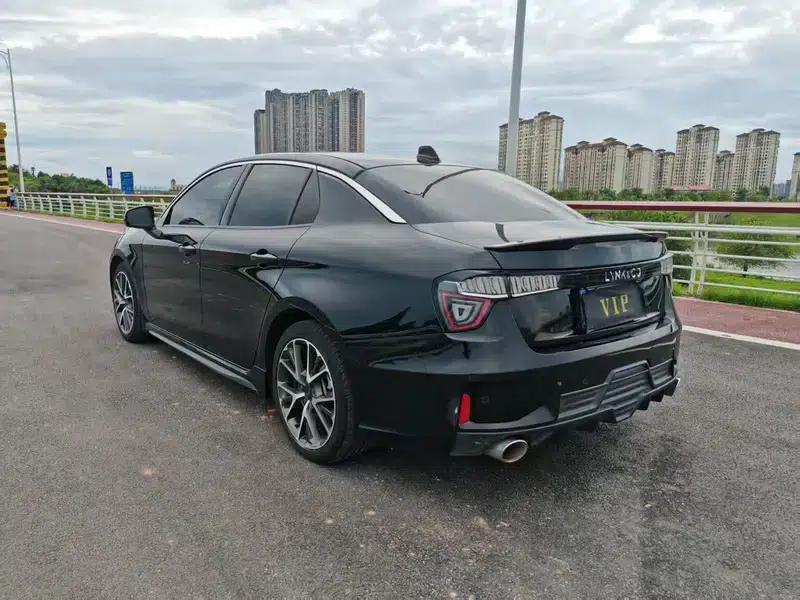Lynk & Co 03 2020 1.5TD DCT Pro — миниатюра 5