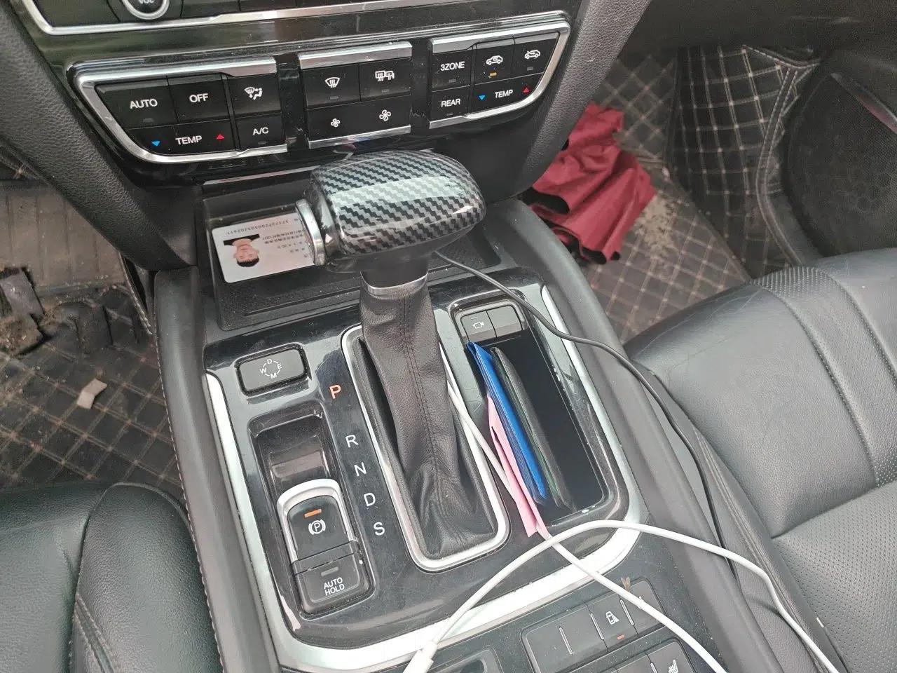 GAC Trumpchi GS8 2017 320T Two-Wheel Drive Luxury Smart Connectivity Version (7 Seats) — миниатюра 13