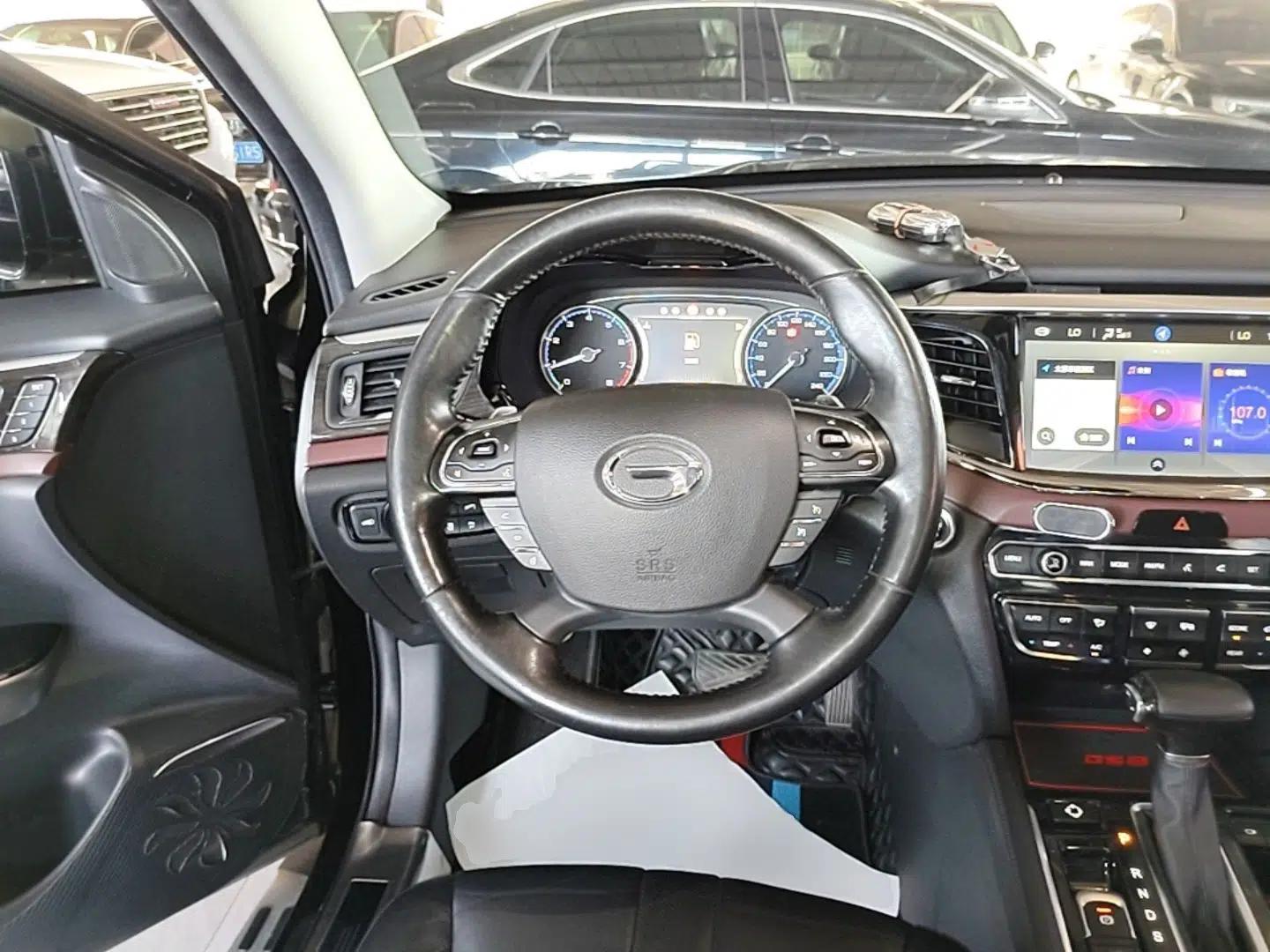 GAC Trumpchi GS8 2017 320T Two-Wheel Drive Luxury Smart Connectivity Version (7 Seats) — миниатюра 13