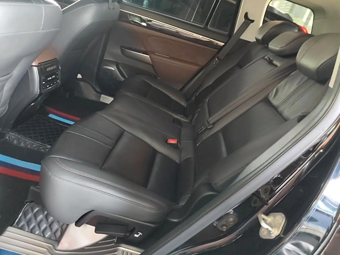 GAC Trumpchi GS8 2017 320T Two-Wheel Drive Luxury Smart Connectivity Version (7 Seats) — миниатюра 20