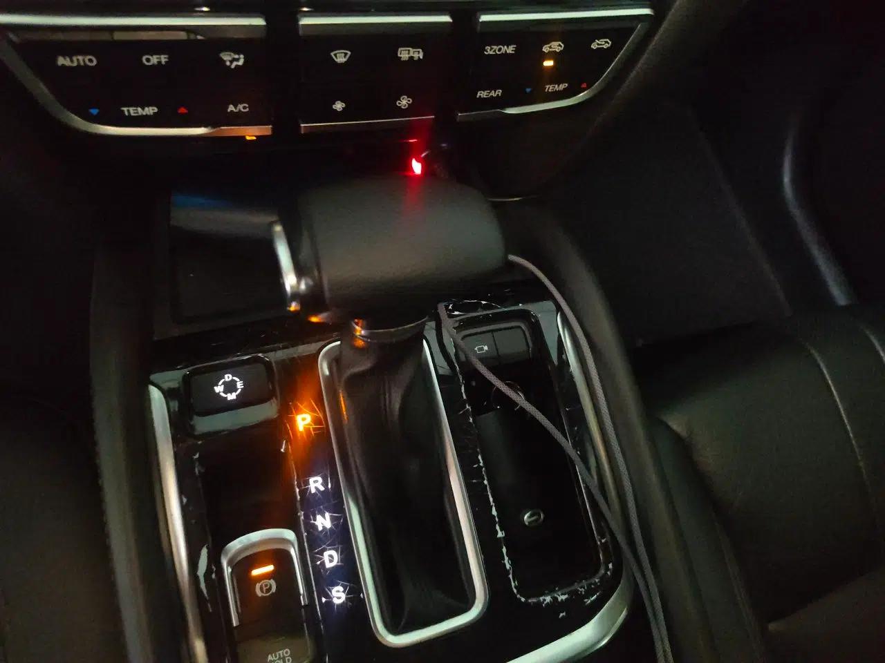 GAC Trumpchi GS8 2017 320T Two-Wheel Drive Luxury Smart Connectivity Version (7 Seats) — миниатюра 14