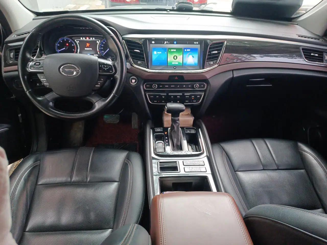 GAC Trumpchi GS8 2017 320T Two-Wheel Drive Luxury Smart Connectivity Version (7 Seats) — миниатюра 9