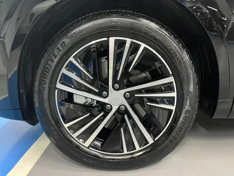 Lynk & Co 08 EM-P 2023 Model, 120km Long Range Halo — миниатюра 10