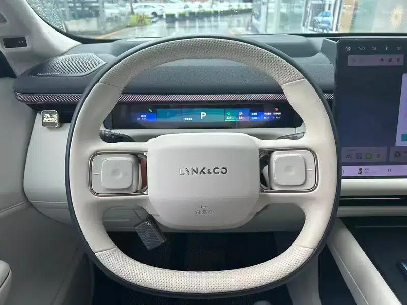 Lynk & Co 900 2025 2.0T Ultra Six-Seater — миниатюра 9