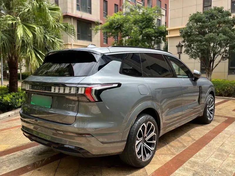 Lynk & Co 09 EM-P 2025 Model EM-P 2.0TD Five-Seat MAX — миниатюра 7