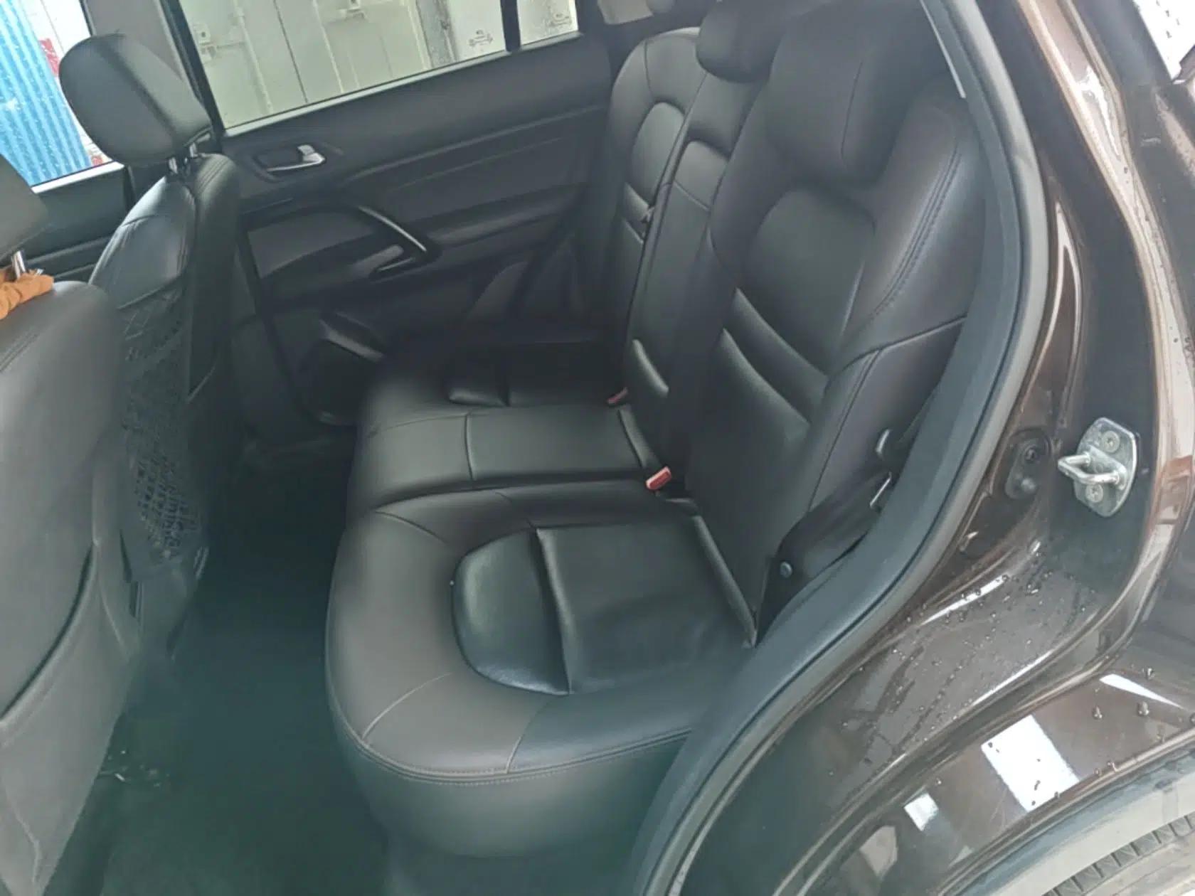 GAC Trumpchi GS4 2017 235T Automatic Two-Wheel Drive Luxury Smart Connectivity Version — миниатюра 20