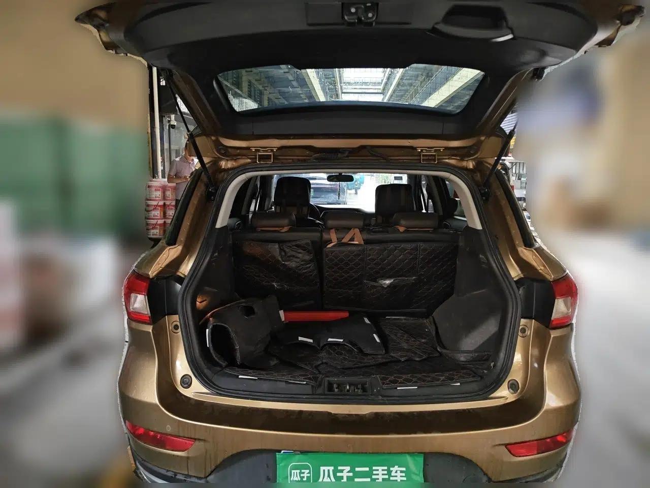 GAC Trumpchi GS4 2017 235T Automatic Two-Wheel Drive Elite Edition — миниатюра 19