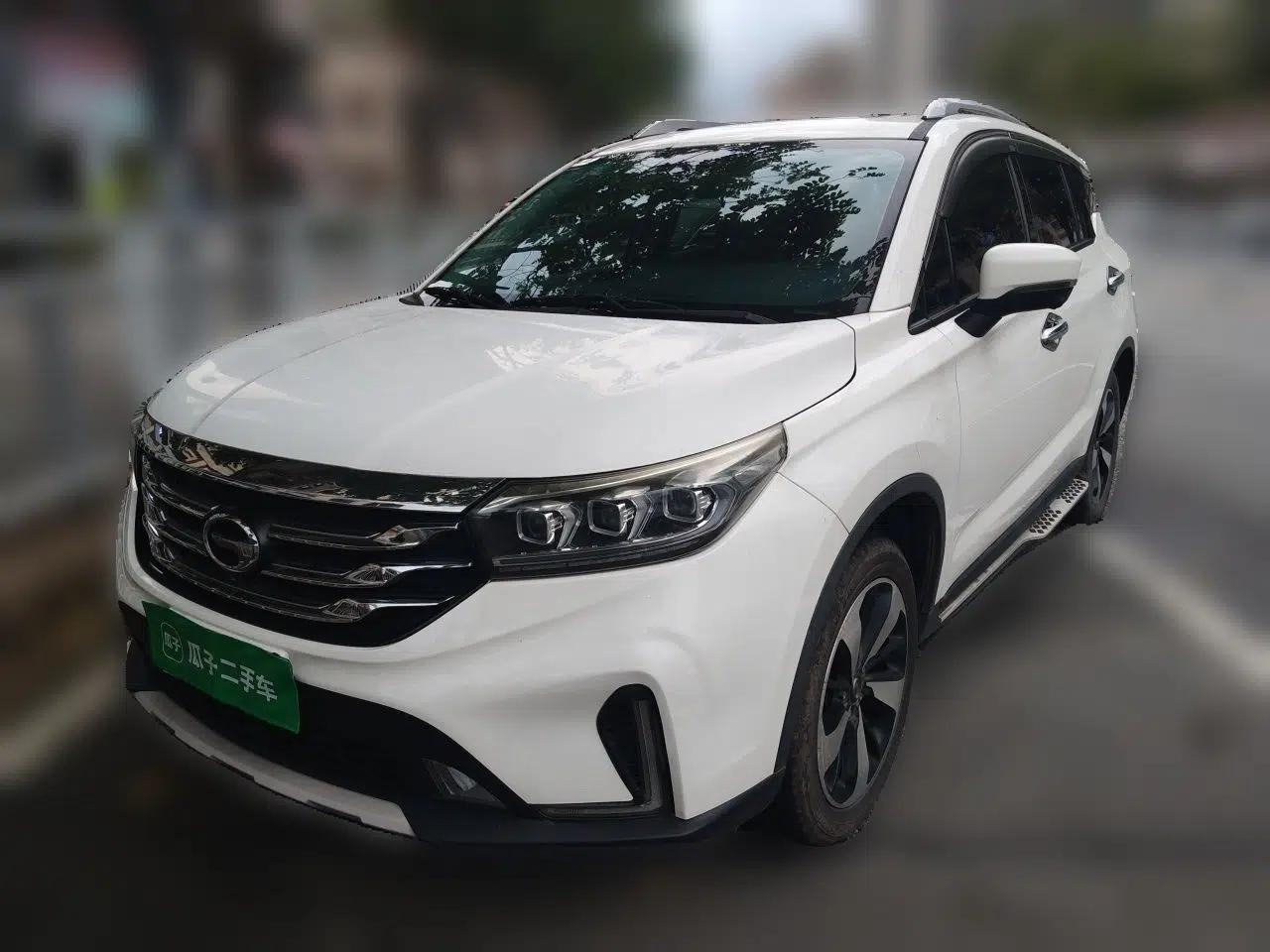 GAC Trumpchi GS4 2018 235T Automatic Two-Wheel Drive Luxury Smart Connectivity Millionth Anniversary Edition — миниатюра 1