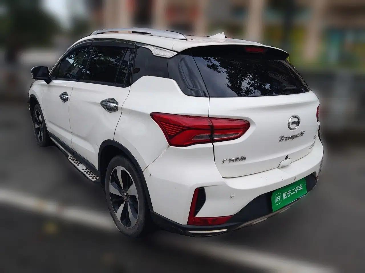 GAC Trumpchi GS4 2018 235T Automatic Two-Wheel Drive Luxury Smart Connectivity Millionth Anniversary Edition — миниатюра 4
