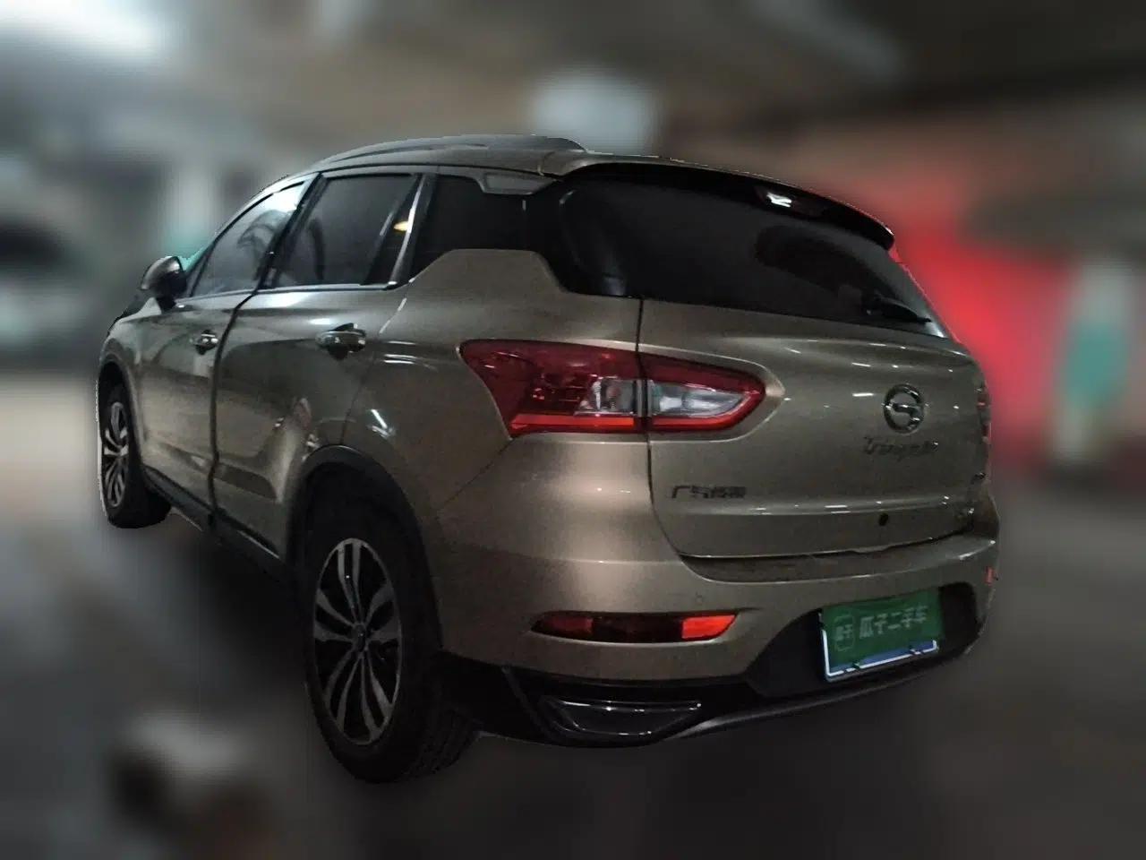 GAC Trumpchi GS4 2017 235T Automatic Two-Wheel Drive Luxury Smart Connectivity Version — миниатюра 4