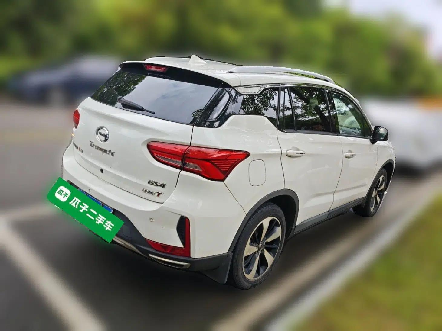 GAC Trumpchi GS4 2018 235T Automatic Two-Wheel Drive Luxury Smart Connectivity Version — миниатюра 6