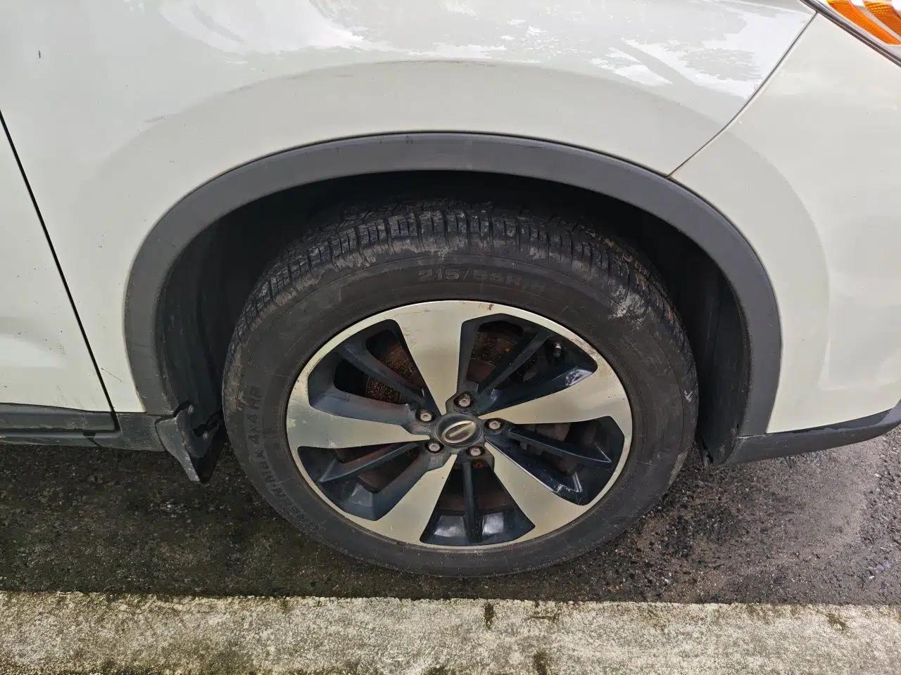 GAC Trumpchi GS4 2018 235T Automatic Two-Wheel Drive Luxury Smart Connectivity Version — миниатюра 8