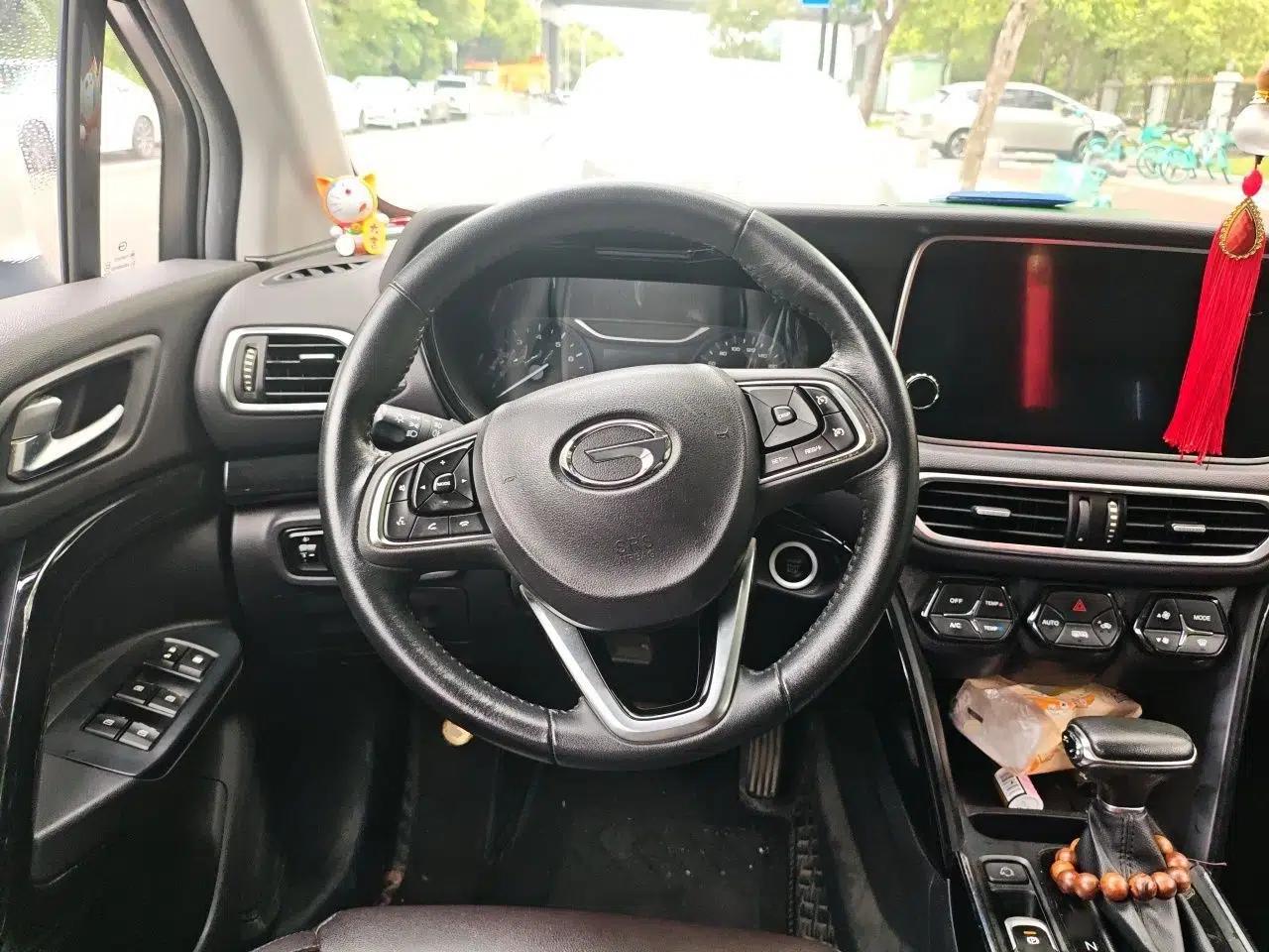 GAC Trumpchi GS4 2018 235T Automatic Two-Wheel Drive Luxury Smart Connectivity Version — миниатюра 10