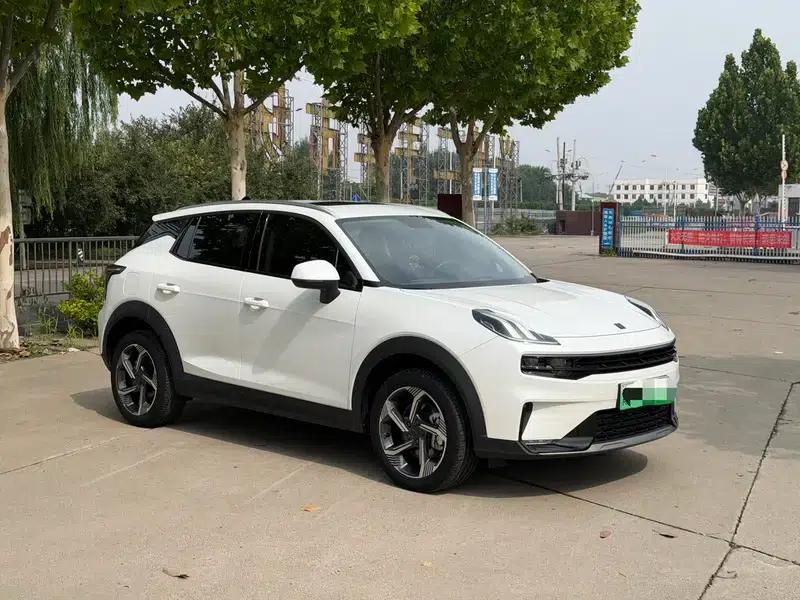 Lynk & Co 06 EM-P 2021 Model 84KM Range Pro — миниатюра 3