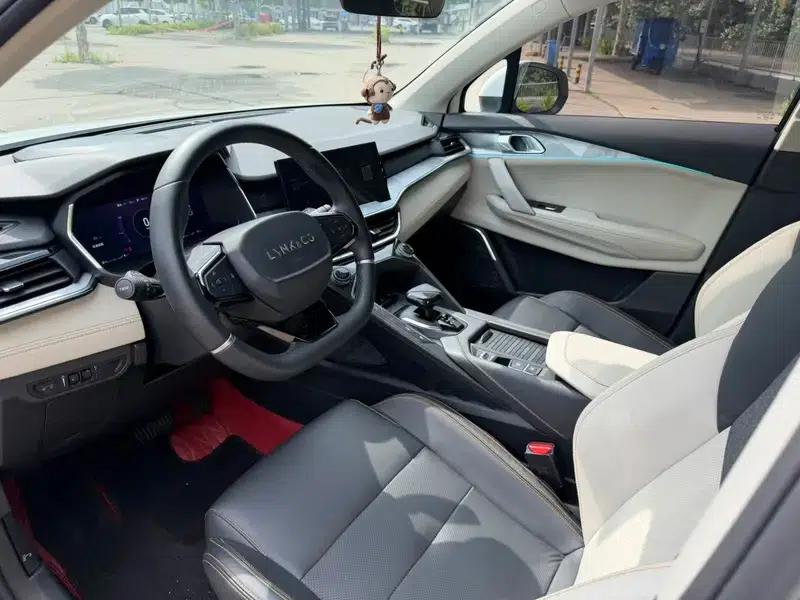 Lynk & Co 06 EM-P 2021 Model 84KM Range Pro — миниатюра 9