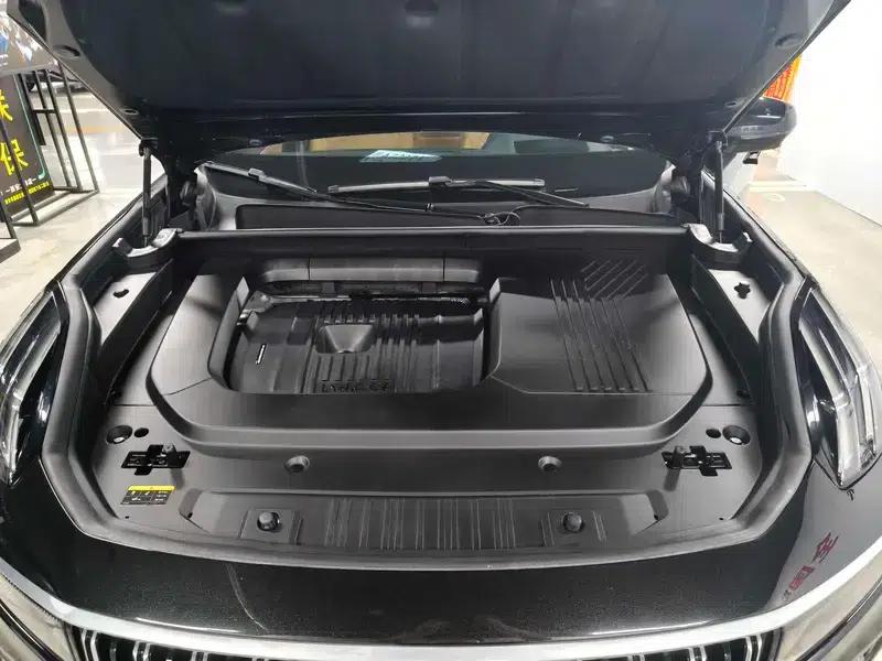Lynk & Co 09 2024 2.0T AWD Sport Edition — миниатюра 10