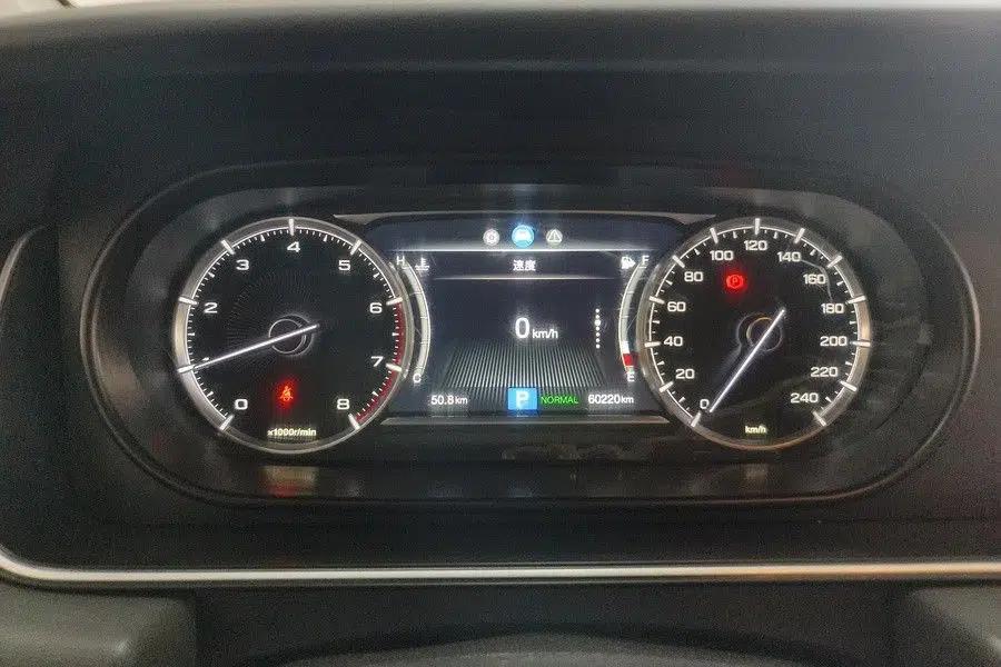 GAC Trumpchi M6 2021 270T DCT Elite Edition (7-seater) — миниатюра 8