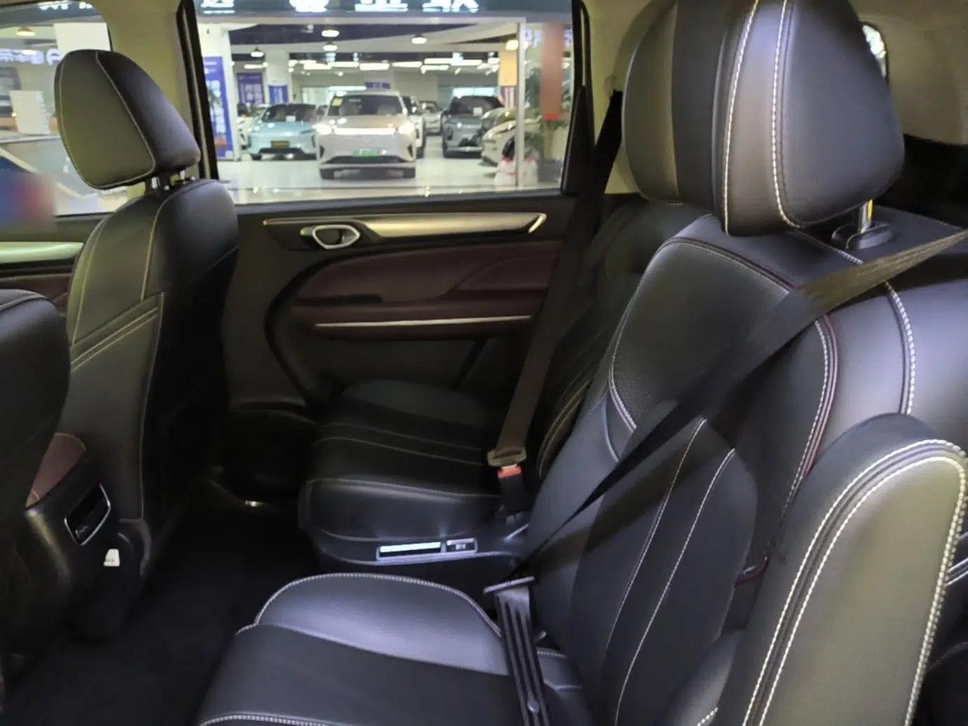 GAC Trumpchi M6 2023 PRO 270T DCT Luxury Edition — миниатюра 20