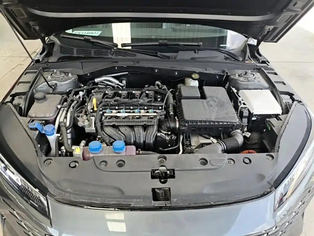 Changan Eado PHEV 2025 Smart Blue Whale 145KM Battleship Edition — миниатюра 20