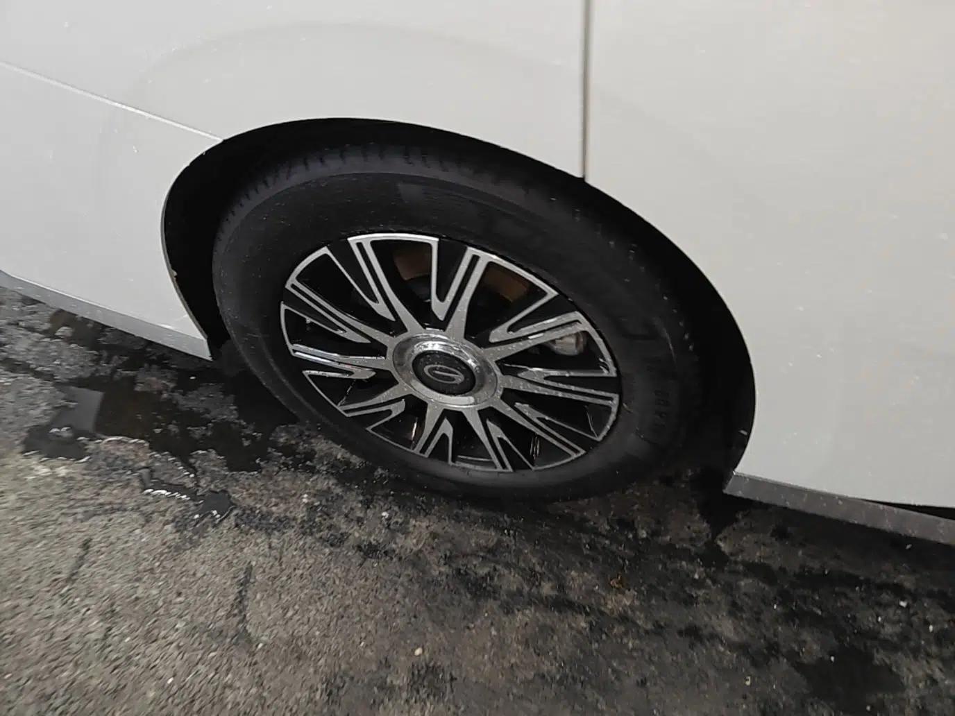 GAC Trumpchi E9 2023 E9 Championship Edition — миниатюра 11