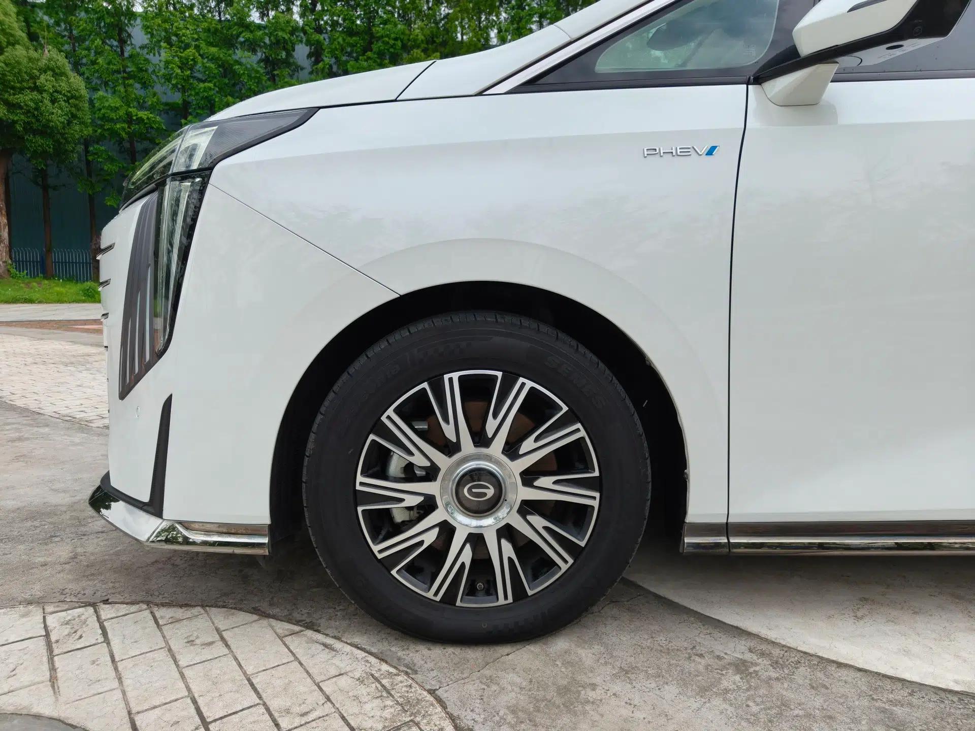 GAC Trumpchi E9 2023 E9 MAX — миниатюра 18