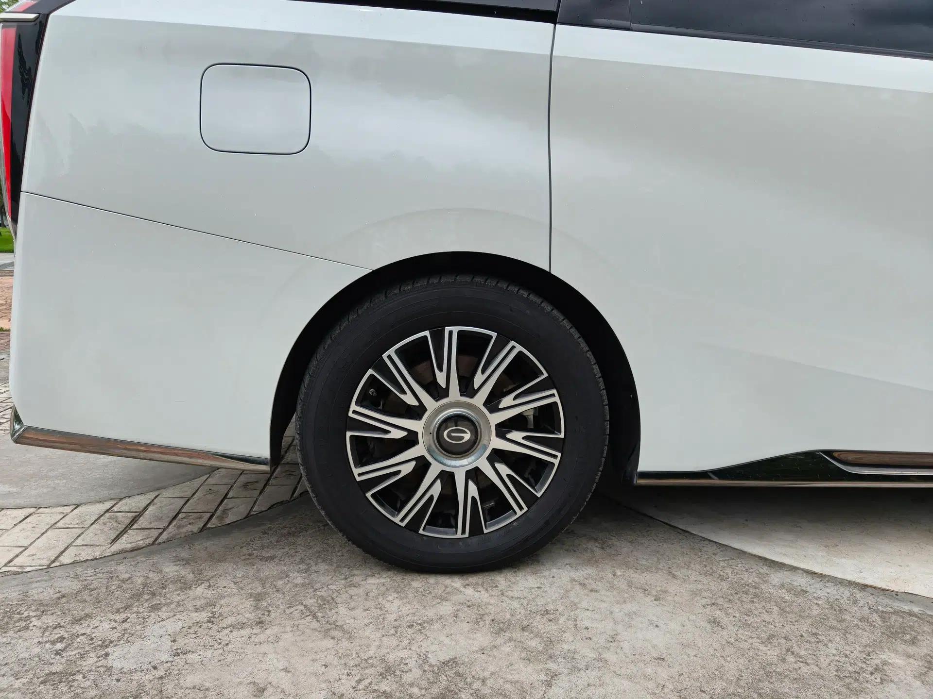 GAC Trumpchi E9 2023 E9 MAX — миниатюра 21