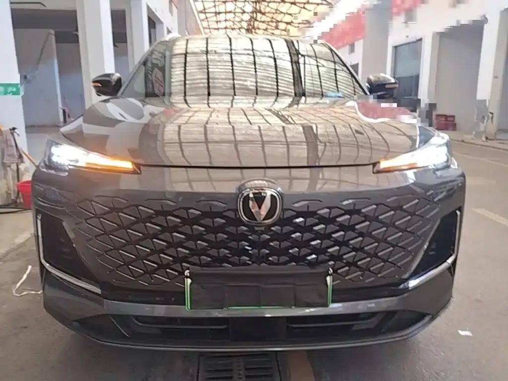Changan CS55PLUS PHEV 2025 Smart New Blue Whale 125km Battleship Edition — миниатюра 3