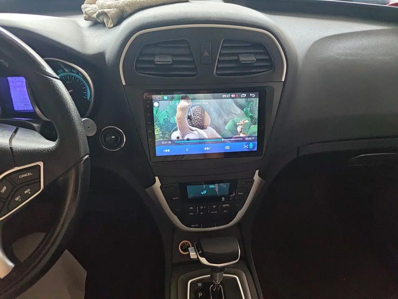 GAC Trumpchi GS5 2013 2.0L Automatic Two-Wheel Drive Light Interior Special Edition — миниатюра 13