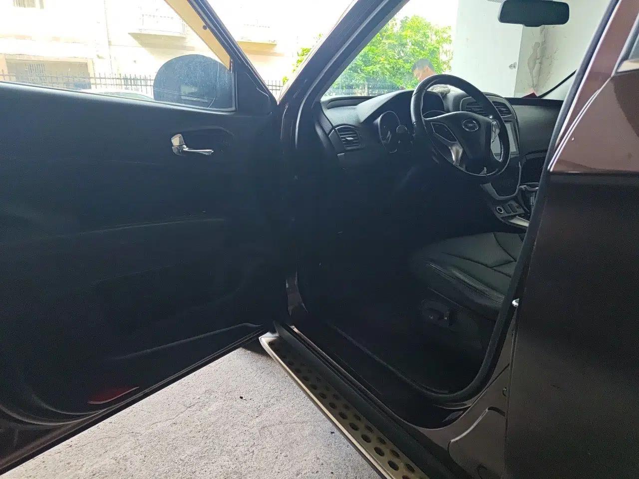 GAC Trumpchi GS5 2013 2.0L Automatic Two-Wheel Drive Light Interior Special Edition — миниатюра 16