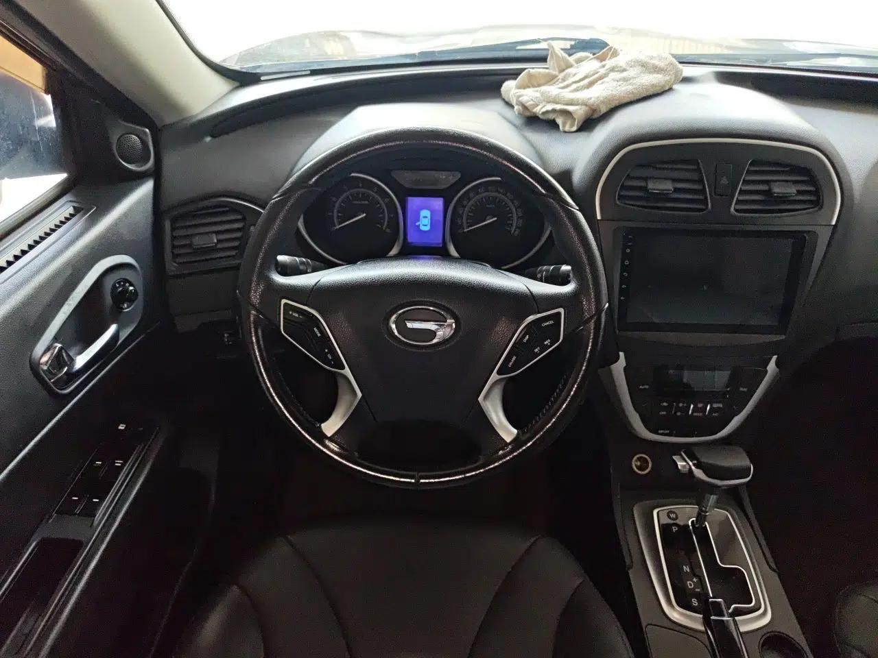 GAC Trumpchi GS5 2013 2.0L Automatic Two-Wheel Drive Light Interior Special Edition — миниатюра 10
