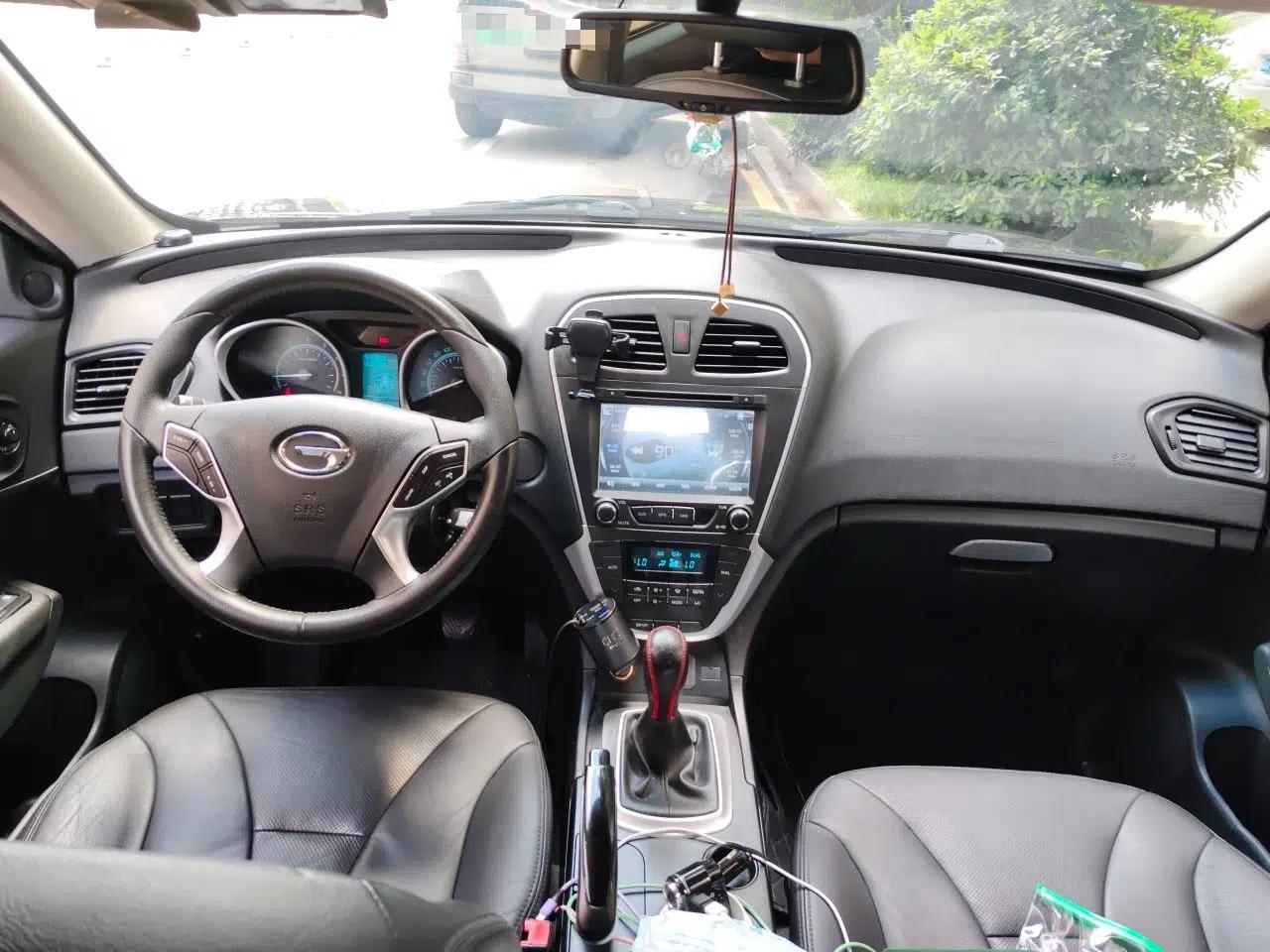 GAC Trumpchi GS5 2014 2.0L Manual Two-Wheel Drive Anniversary Value Edition — миниатюра 9