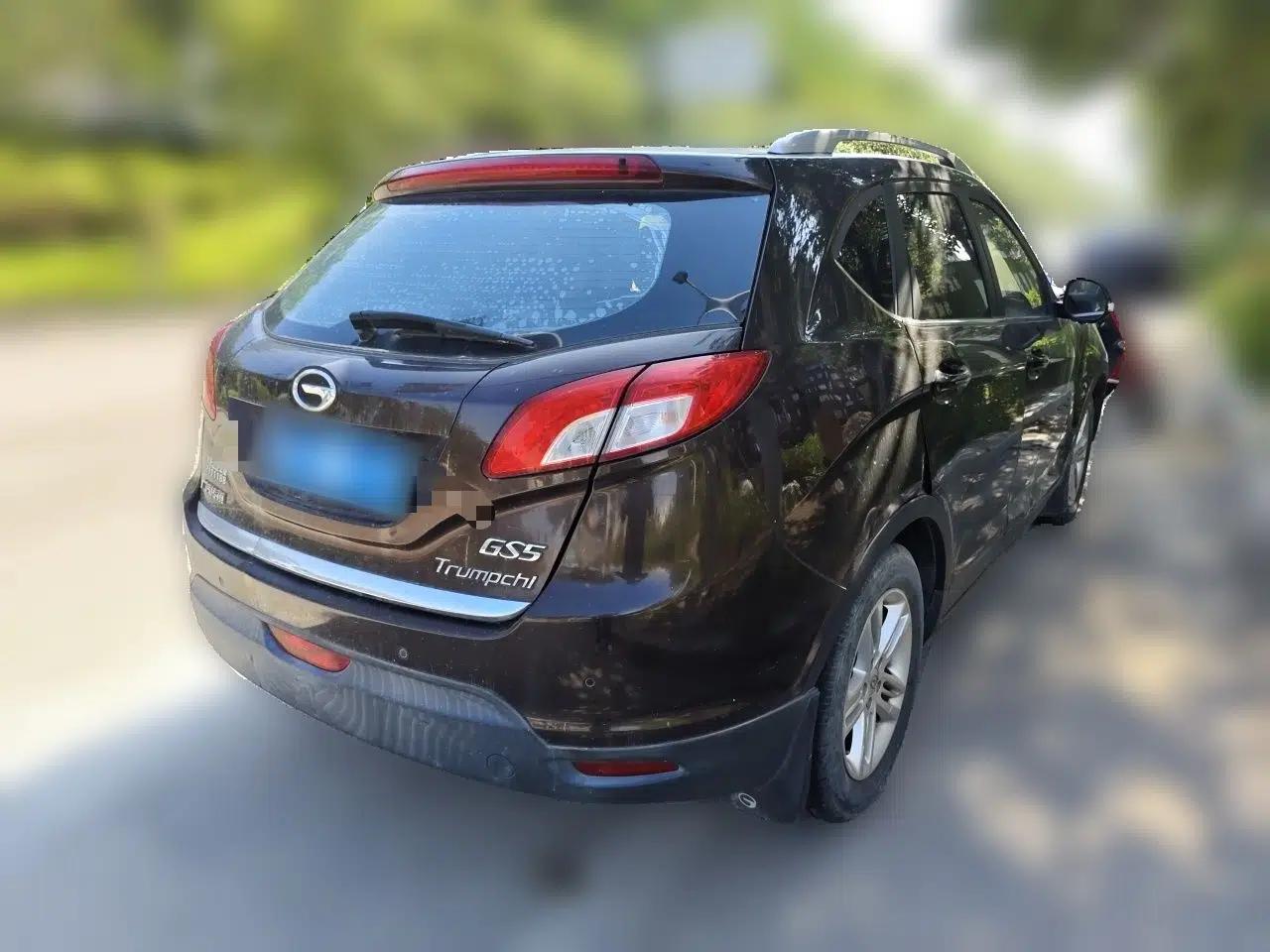GAC Trumpchi GS5 2013 2.0L Automatic Two-Wheel Drive Light Interior Special Edition — миниатюра 6