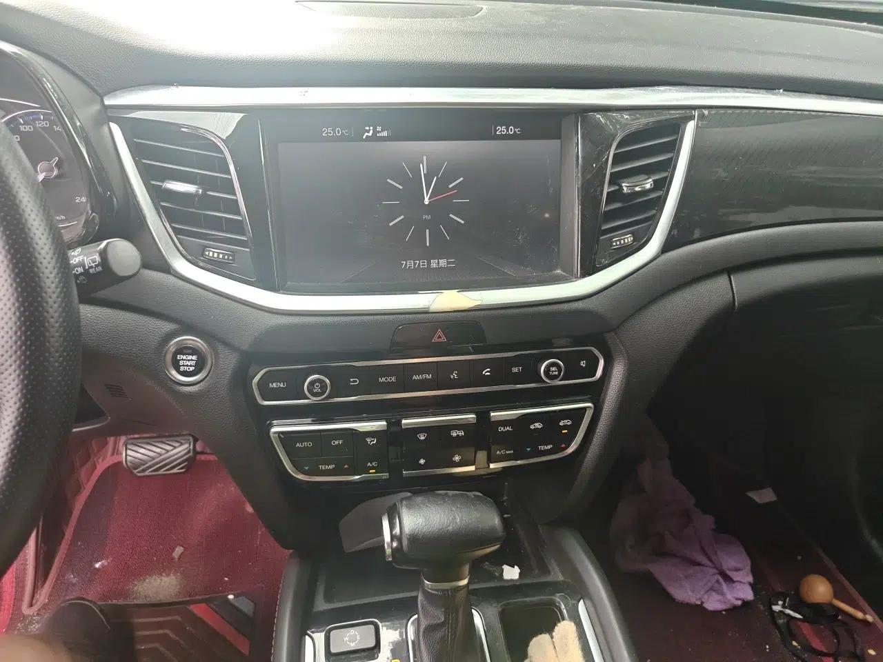 GAC Trumpchi GS7 2017 280T Two-Wheel Drive Luxury Model — миниатюра 10