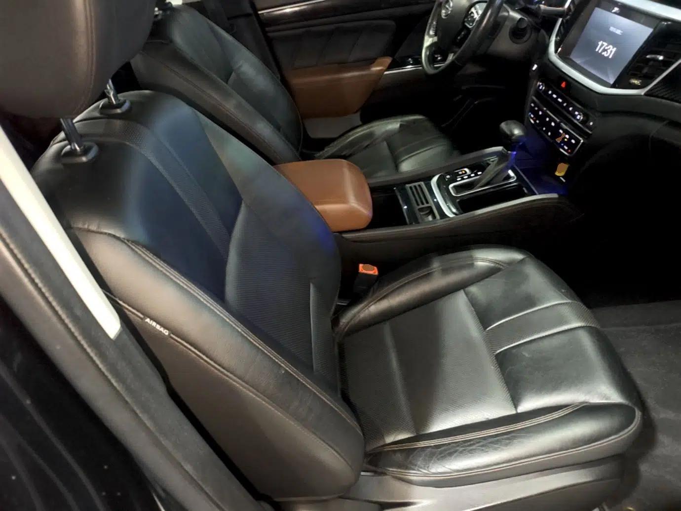 GAC Trumpchi GS7 2017 280T Two-Wheel Drive Luxury Model — миниатюра 25