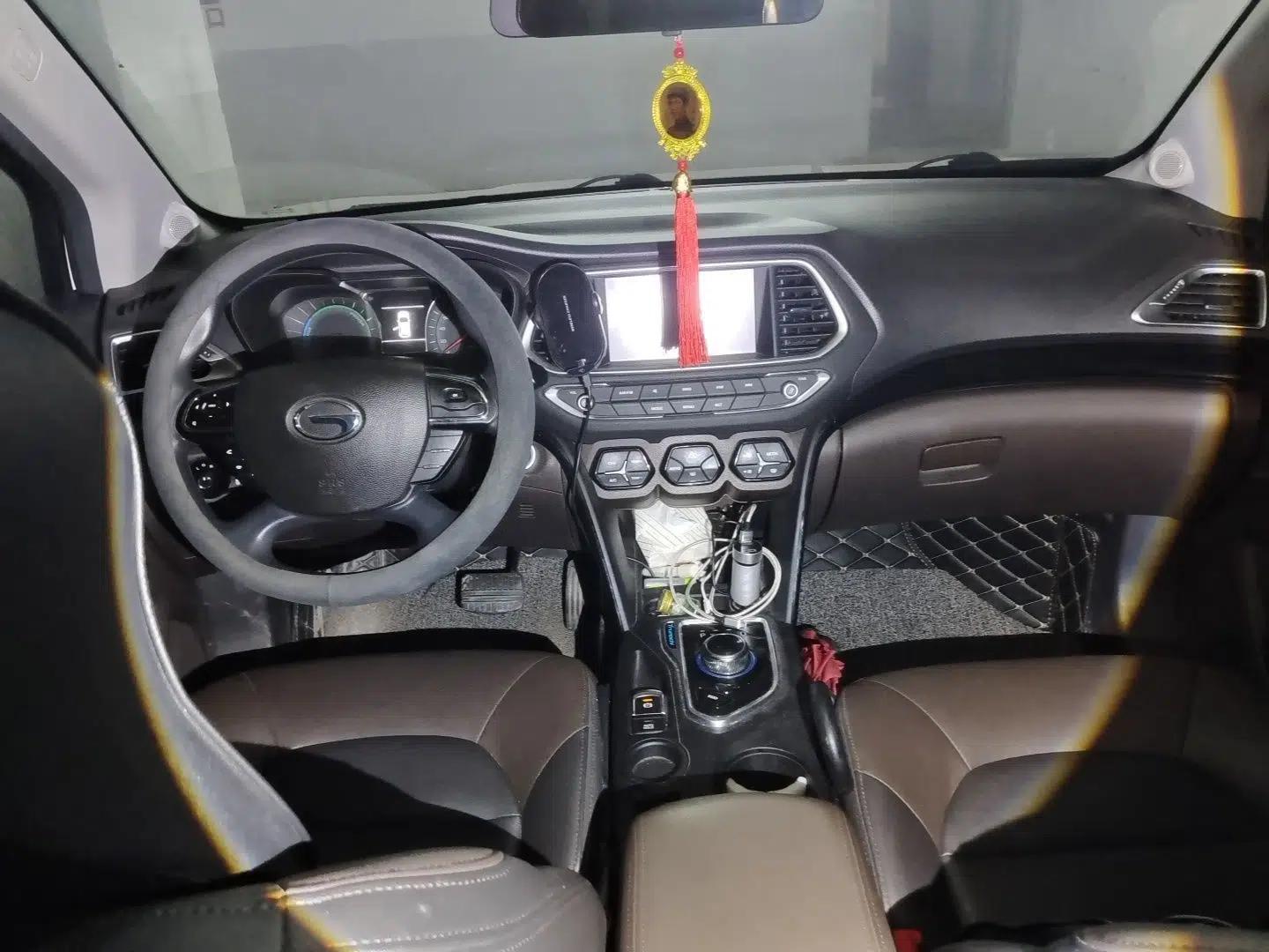 GAC Trumpchi GS4 New Energy 2017 1.5L PHEV Smart Enjoyment Edition — миниатюра 9
