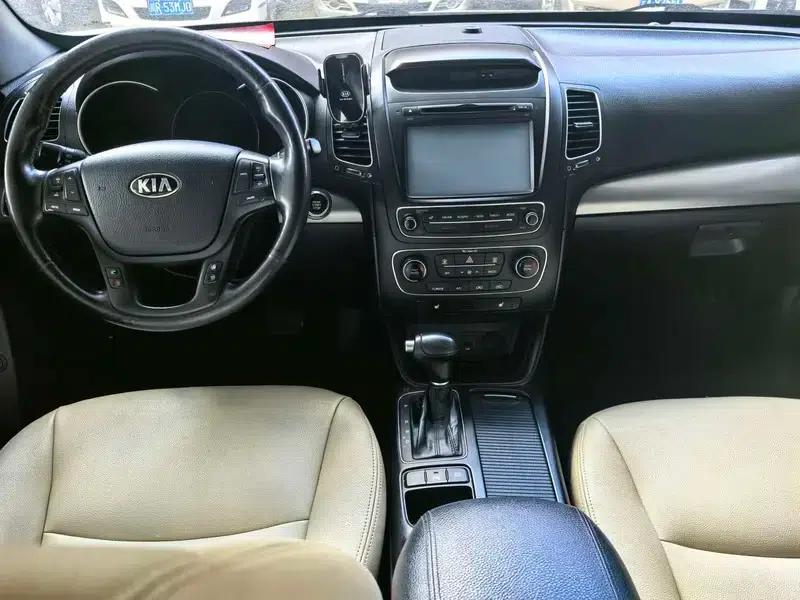 2013 Sorento 2.4L 7-seater Petrol Luxury Edition (China IV Emission Standard) — миниатюра 13