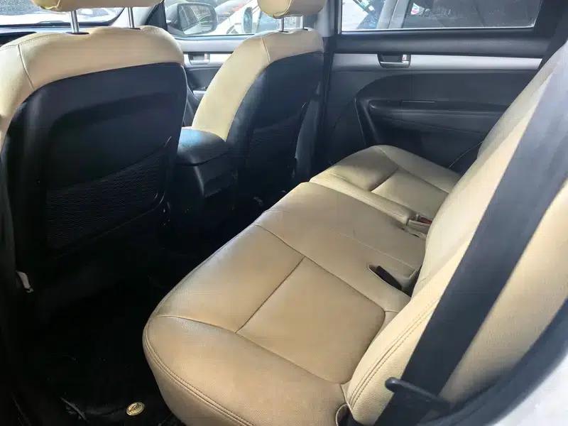 2013 Sorento 2.4L 7-seater Petrol Luxury Edition (China IV Emission Standard) — миниатюра 15
