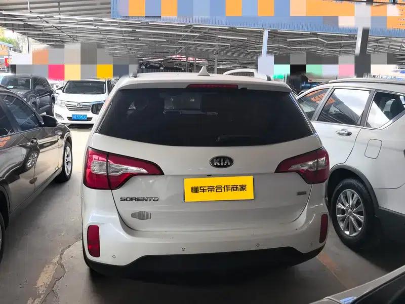 2013 Sorento 2.4L 7-seater Petrol Luxury Edition (China IV Emission Standard) — миниатюра 5