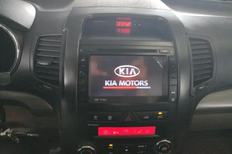 2012 Sorento 2.4L Petrol Comfort Edition — миниатюра 13