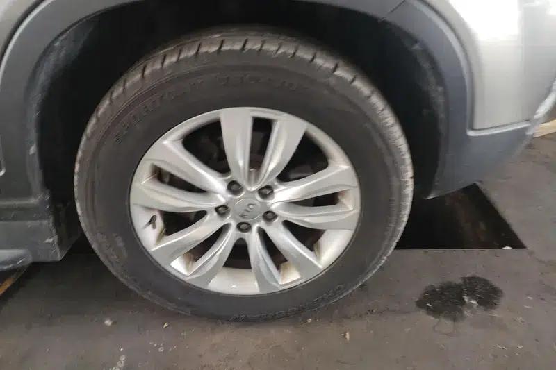 2012 Sorento 2.4L Petrol Comfort Edition — миниатюра 4