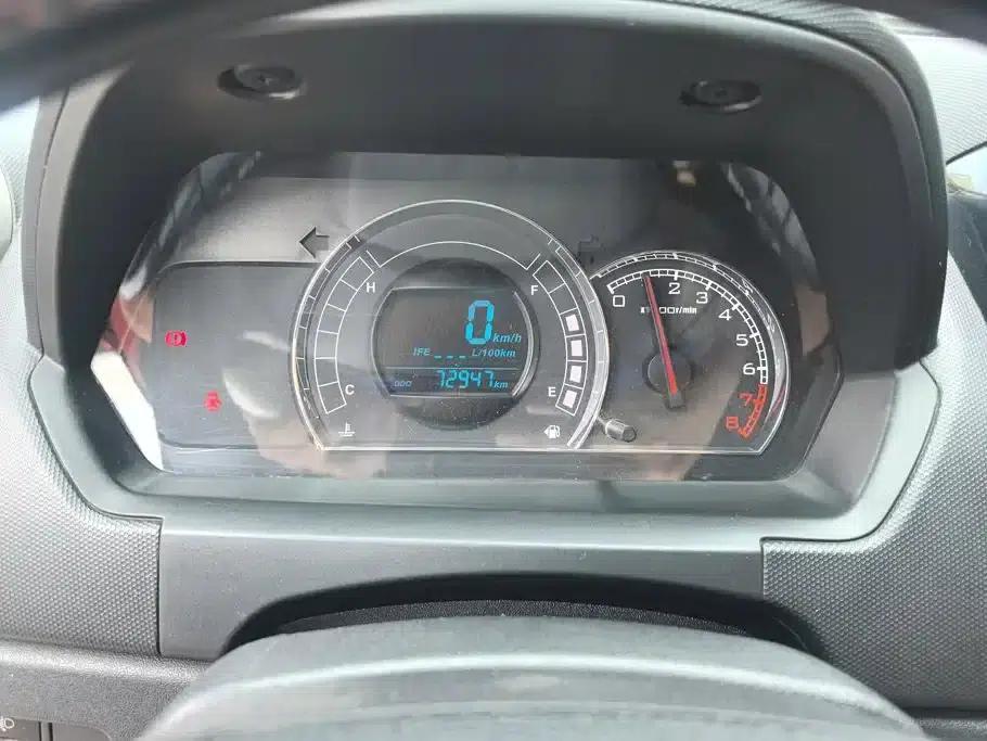 Great Wall M4 2014 1.5L Manual Deluxe Edition — миниатюра 9