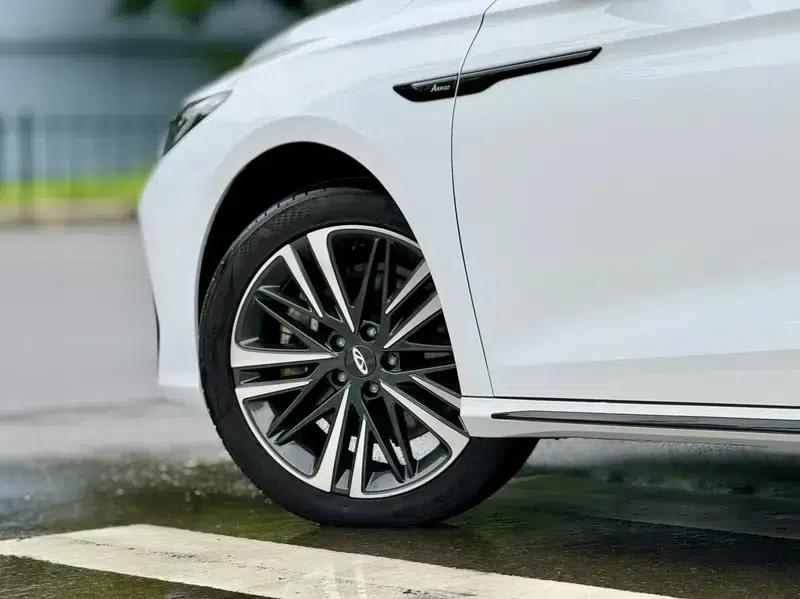 Chery Arrizo 8 2025 2.0T DCT — миниатюра 11