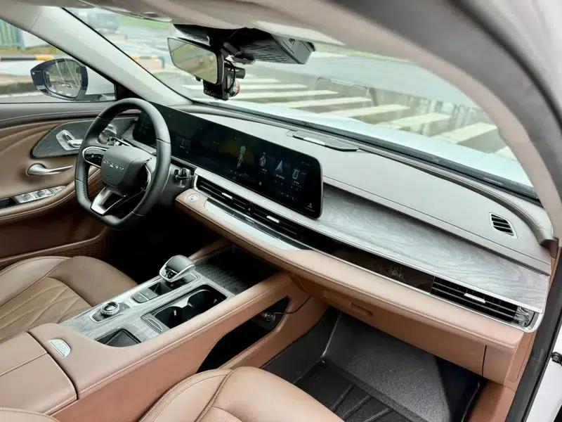 Chery Arrizo 8 2025 2.0T DCT — миниатюра 12