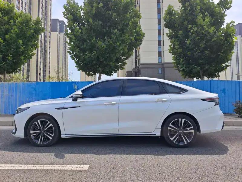 Chery Arrizo 8 2025 2.0T DCT — миниатюра 3