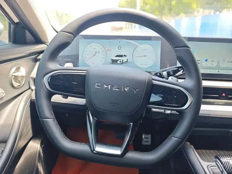 Chery Arrizo 8 2025 2.0T DCT — миниатюра 7