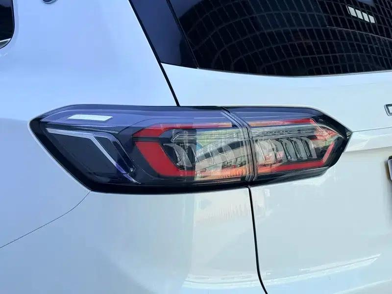 Chery Tiggo 8 2025 Excellence Edition 230TCI Automatic Luxury Edition — миниатюра 13