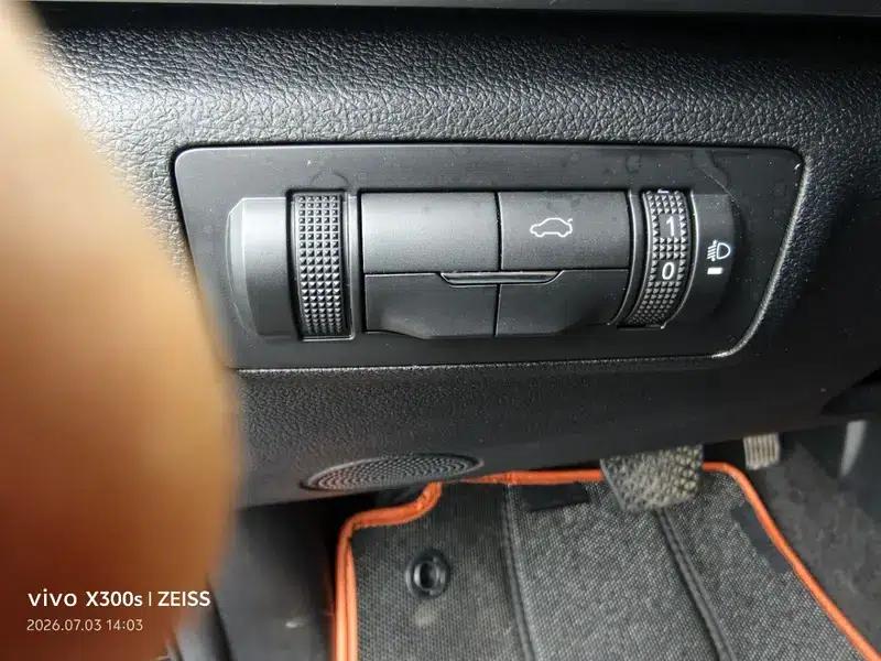 Chery Tiggo 8 2023 230TCI Automatic Advanced Edition — миниатюра 13